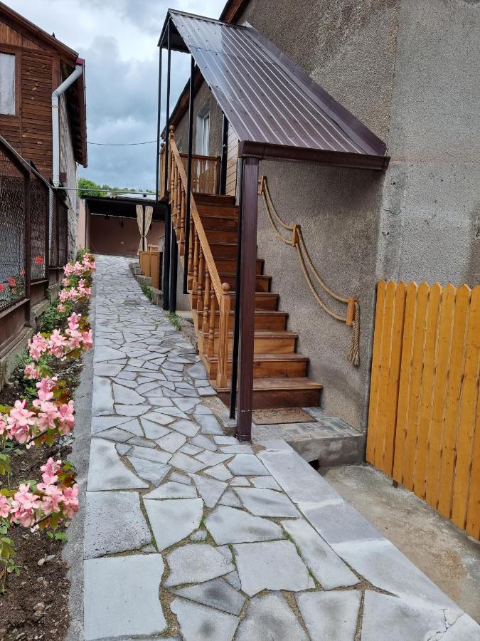 Villa Sunshine ,Whole Apartment,Апартмент Целиком 딜리잔 외부 사진