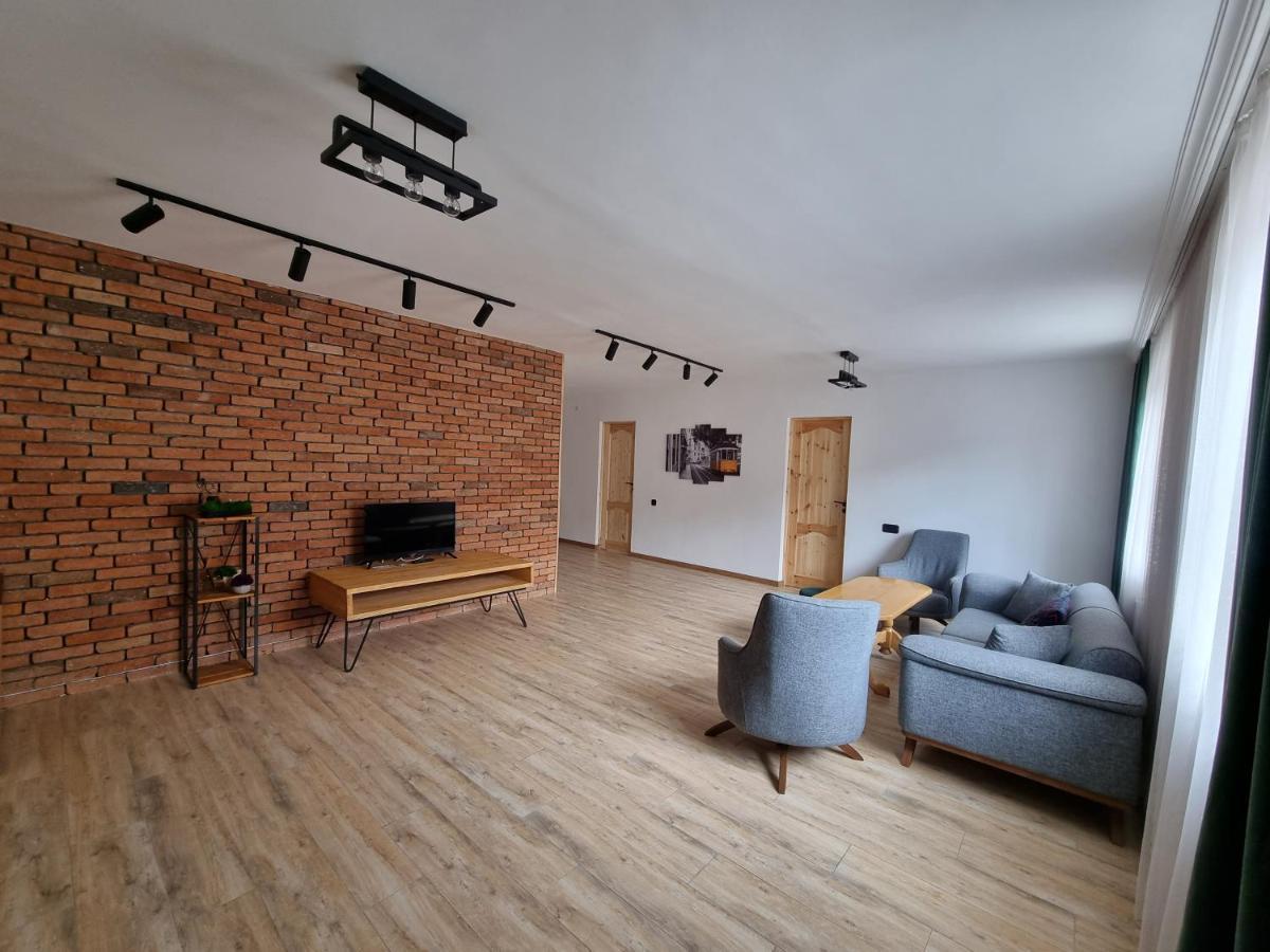 Villa Sunshine ,Whole Apartment,Апартмент Целиком 딜리잔 외부 사진