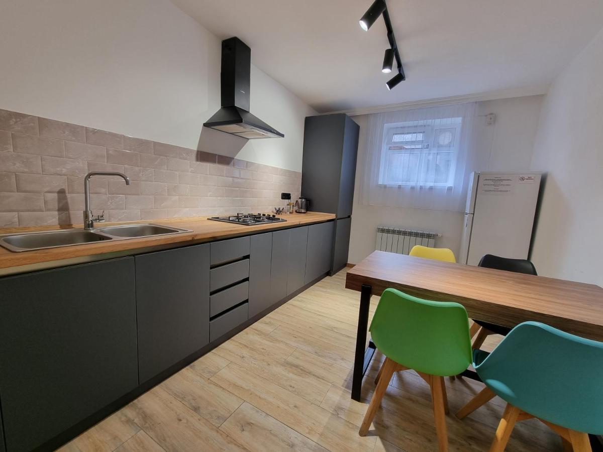 Villa Sunshine ,Whole Apartment,Апартмент Целиком 딜리잔 외부 사진